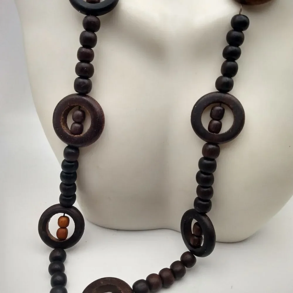 Round wooden circle tribal necklace‎